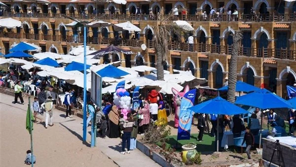 جولة مرورية لمحافظ الإسكندرية على طريق الكورنيش