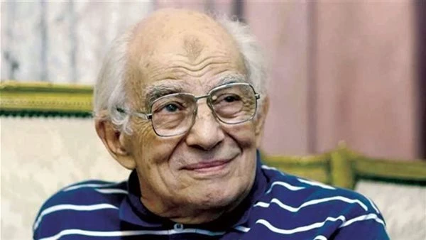 رشوان توفيق يطالب جمهوره بالدعاء للفنان عبد الرحمن أبو زهرة بعد أزمته الصحية