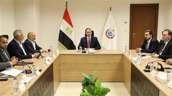 الصحة تبحث مع «اتصالات مصر» و«STM» ميكنة المستشفيات والتحول الرقمي الكامل
