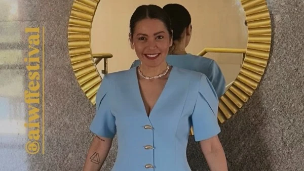 بفستان لقاء الخميسي تخطف الأنظار على إنستجرام