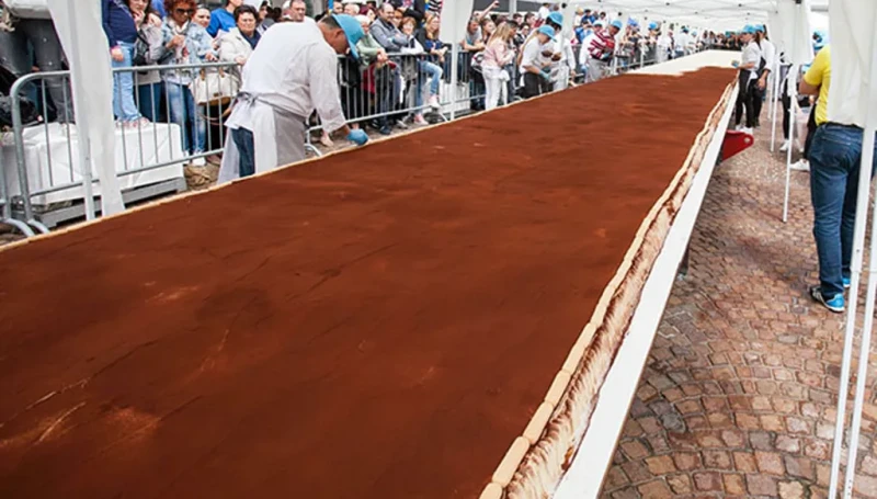 التيراميسو الأطول في العالم… رقم قياسي جديد يُسجَّل في لندن