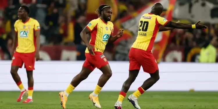 الهلال يخطط لخطف وحش لانس الفرنسي ببلاش