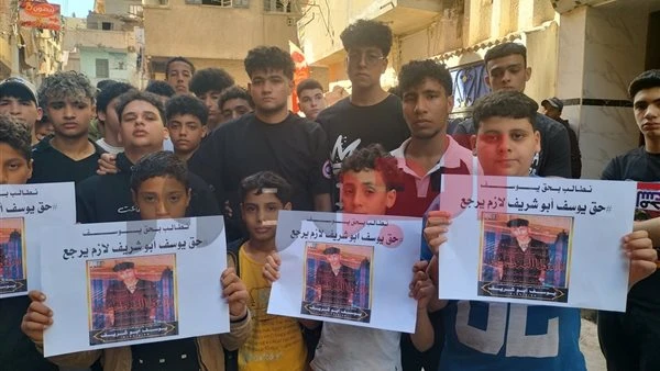 "مفك" ينهي حياة شاب بدمياط.. ووالدته لـ" آفاق عربية ":ابني مات غدراً بطعنة في قلبه