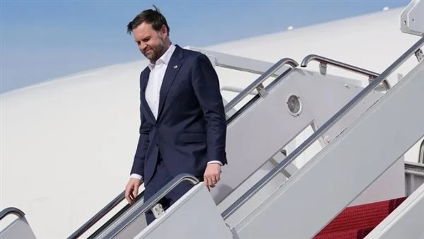 أكسيوس: نائب ترامب يغادر إلى إسلام آباد