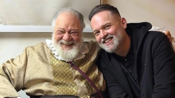 محمد محمود عبدالعزيز: سعادتي لا تُوصف في حضرة يحيى الفخراني