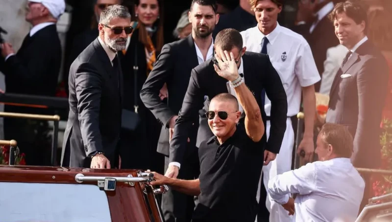 ستيفانو غابانا يغادر رئاسة "دولتشي آند غابانا" بعد سنوات من الإبداع (صور)