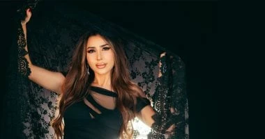 بكلمات رومانسية.. جنات تعود لجمهورها بـ أنت صح فى احتفالات الربيع