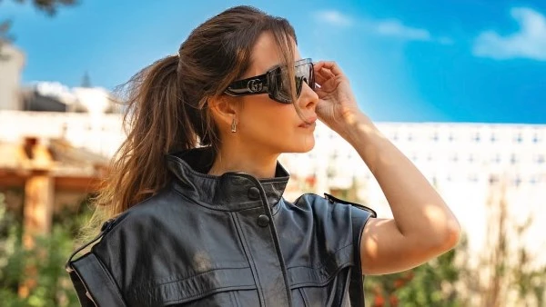 نانسي عجرم تخطف الأنظار بإطلالة جريئة تجمع بين الجلد والجينز في أحدث ظهور لها