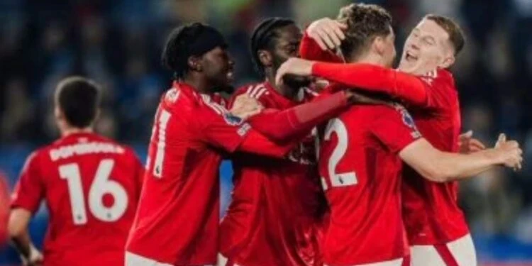 سهرة إنجليزية بين نوتنجهام ضد أستون فيلا في نصف نهائي الدوري الأوروبي