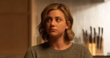 ليلى راينهارت تكشف تفاصيل مسلسها الجديد Hal & Harper