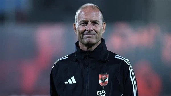 كواليس أزمة الشرط الجزائي في عقد توروب.. بند غامض يهدد الأهلي بنزاع محتمل