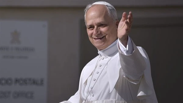 بابا الفاتيكان: المهاجرون ليسوا أقل من بشر.. ويدعو العالم لصحوة إنسانية