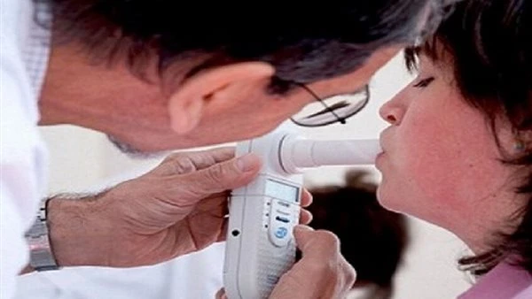 ثورة في عالم التشخيص.. "مستشعر ورقي" روسي يرصد السكري وأمراض الكلى عبر الزفير