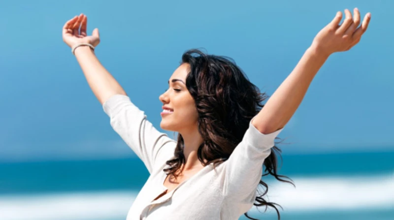 بعيدًا عن الشاشة. كيف تمنحك 60 دقيقة من النشاط حياة نفسية أفضل