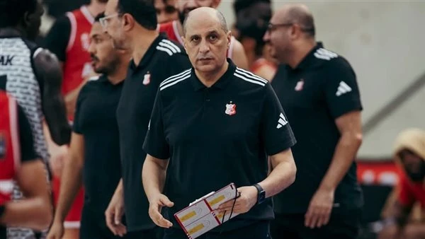 أحمد عمر يقود أهلي بنغازي إلى نهائيات الدوري الإفريقي لكرة السلة