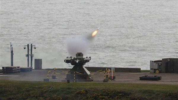 بريطانيا تعتزم نشر منظومة دفاع جوي "رابيد سنتري" في الكويت