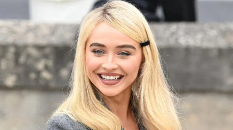 "زغرودة" تُربك سابرينا كاربنتر على مسرح كوتشيلا. كيف عادت معتذرة