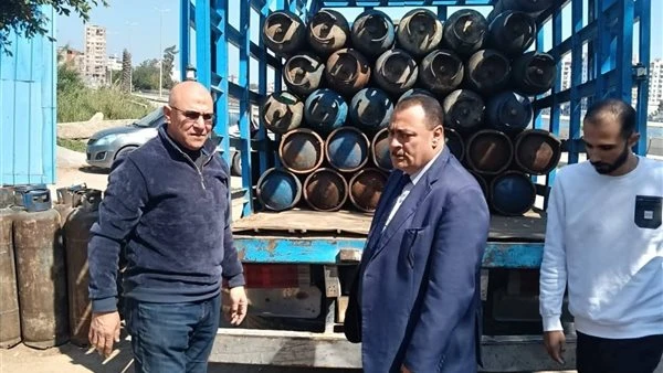 ضبط 32.711 لتر بنزين وسولار في حملات مكثفة على محطات الوقود بدمياط