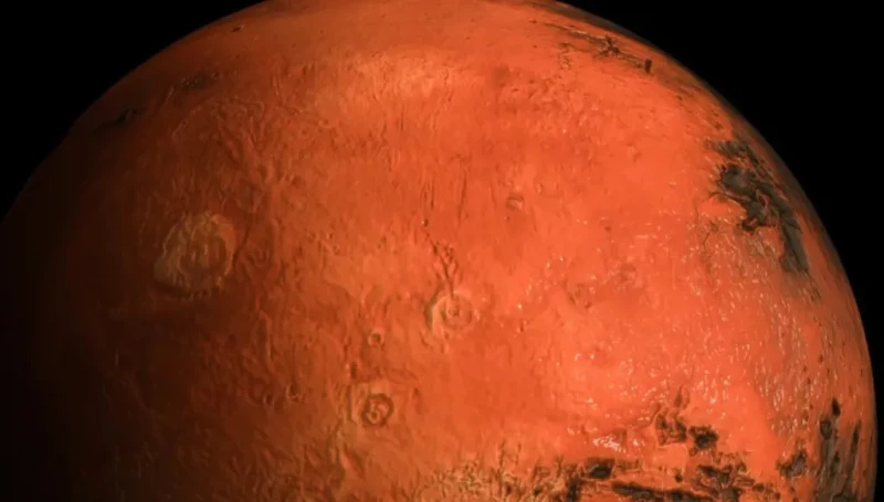 خمسة بقعة داكنة تواصل تمدّدها على المرّيخ