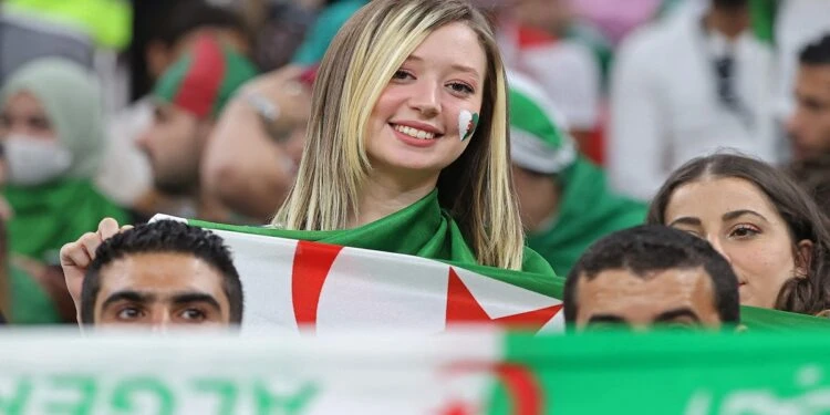 سيمفونية تكتيكية تمنح الجزائر تعادل بطعم الفوز ضد أوروجواي