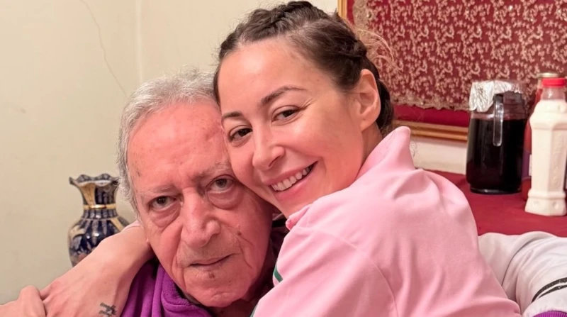 منة شلبي تحيي ذكرى ميلاد والدها بعد أسبوع من وفاته