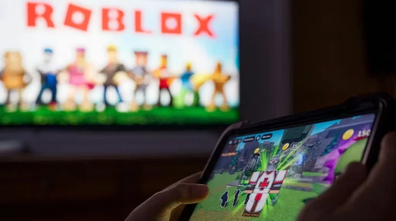 بعد أزمات الحظر. روبلوكس تطلق حسابات خاصة للأطفال وتمنح الآباء مفتاح الأمان