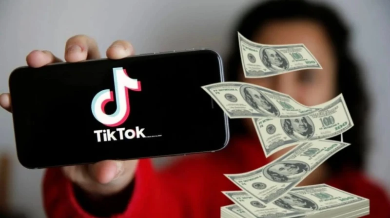 فراغ تشريعي وأرباح بالملايين. من يدير البيزنس الخفي على تطبيق تيك توك