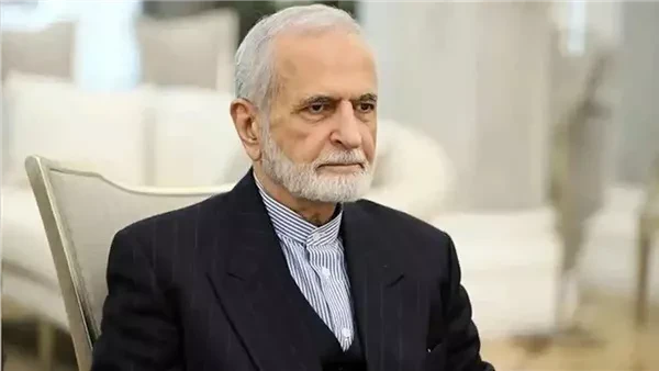 وفاة كمال خرازي متأثرًا بإصابته في غارة استهدفت منزله بإيران