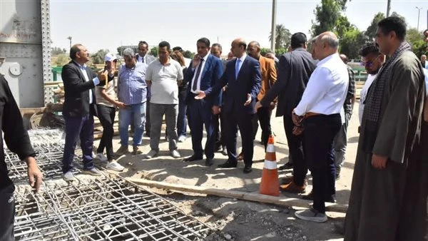 محافظ أسيوط يتابع ميدانياً تطوير كوبري الحواتكة ويوجه بتسريع وتيرة التنفيذ