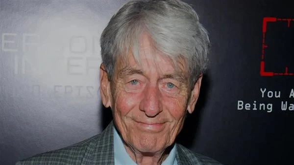 وفاة جون نولان نجم أفلام باتمان عن عمر ناهز 87 عاما