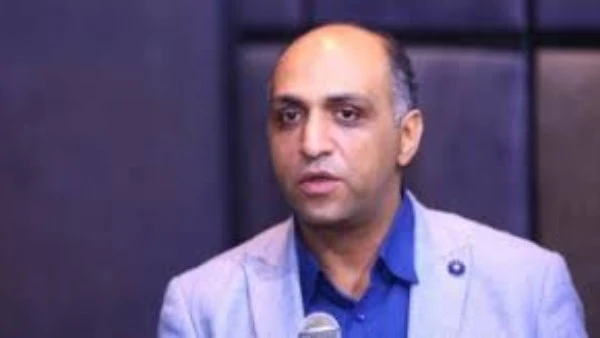 وائل السمري يرفض ترجمة الكتاب بالذكاء الاصطناعي