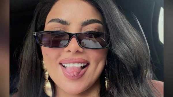 كارولين عزمي تخطف الأنظار شاهد