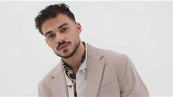 بعد تعميم القبض عليه وتبرأ والده منه. من هو المطرب حسام السيلاوي