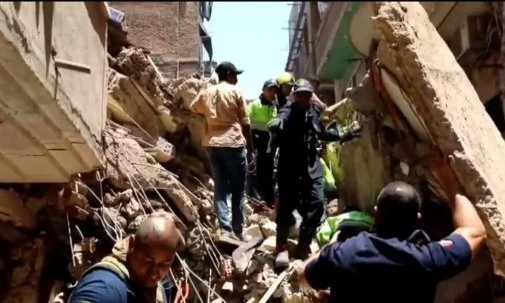 فاجعة انهيار عقار محرم بك: 3 ماتوا و 3 مصابين