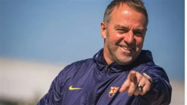 صدمة في تشكيلة برشلونة: فليك يستبعد ليفاندوفسكي وتوريس أمام أتلتيكو مدريد