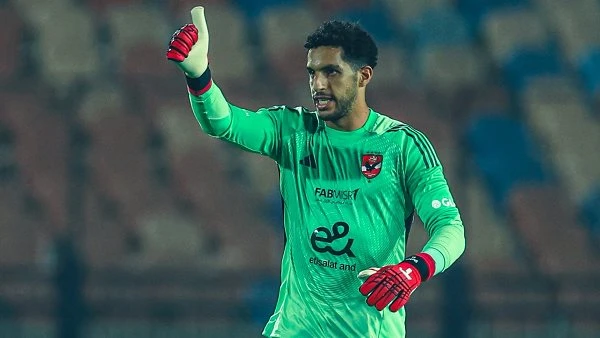 شوبير على حافة الإيقاف.. “سيحا” البديل المحتمل في مواجهات حاسمة للأهلي