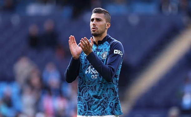 جوارديولا يحافظ على قلب السيتي قبل موقعة إيفرتون