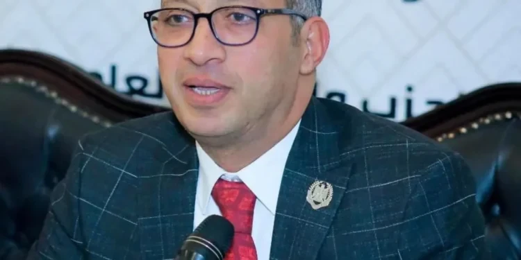 “فلنُغلق صفحات الماضي”. طارق العوضي يدعو لإعادة النظر في القبض على سيد مشاغب و6 آخرين