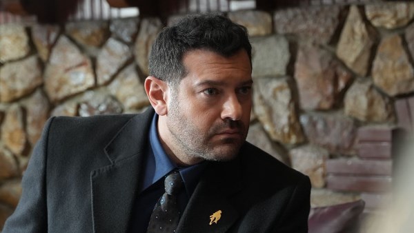 ثلاثة مشاهد لعمرو يوسف أبكت مشاهدي الفرنساوي