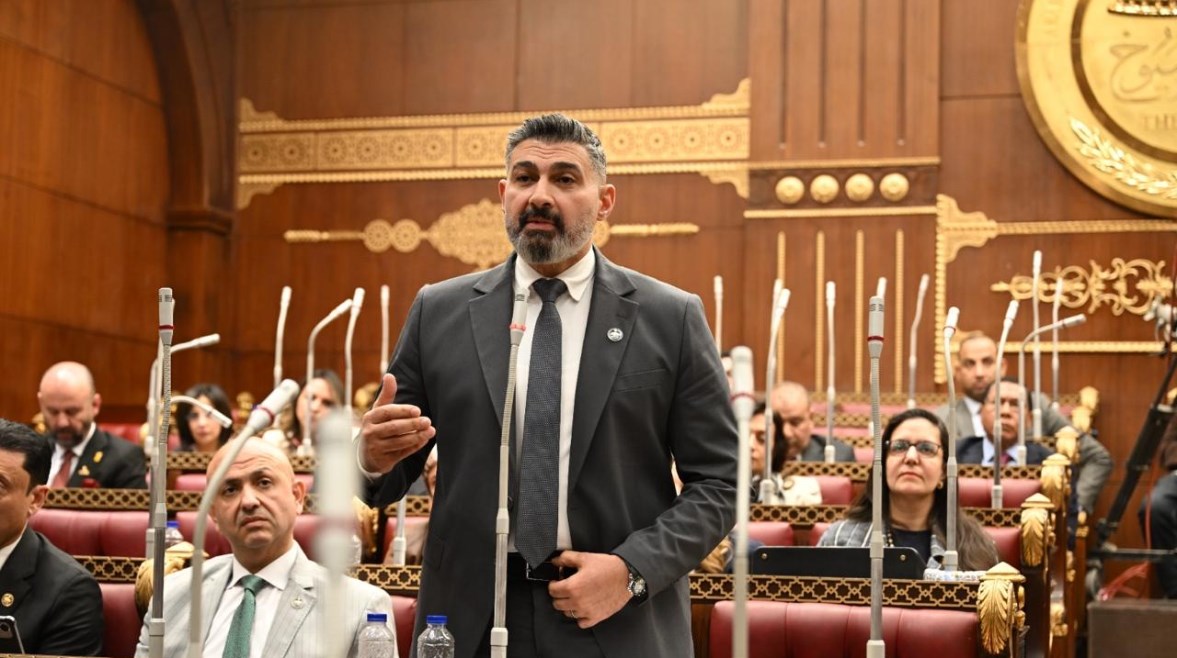 اجتماع مرتقب مع المنتجين. ياسر جلال: الأداء العلني حق أصيل للفنان (خاص)