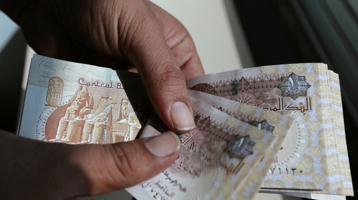 شكل الجنيه المصري الجديد 2026 بعد تداوله. هل يلغى القديم