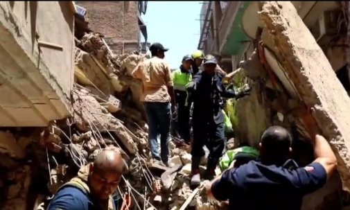 بيت من 3 ادوار في مصر القديمة انهار: قدر ولطف