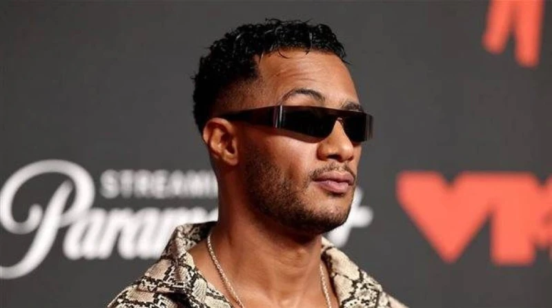 محمد رمضان يُغري جمهوره بامتيازات مقابل 1000 جنيه شهريًا