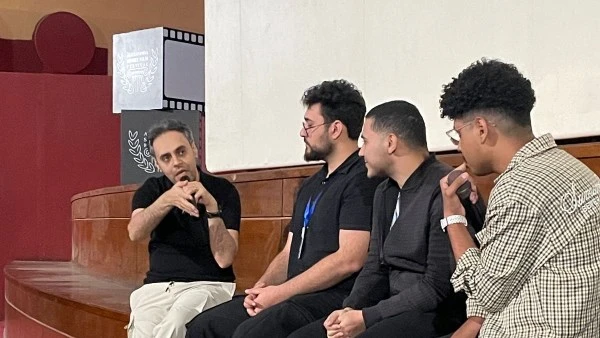 أندرو محسن يدير مناقشات صناع الأفلام بمهرجان الإسكندرية للفيلم القصير