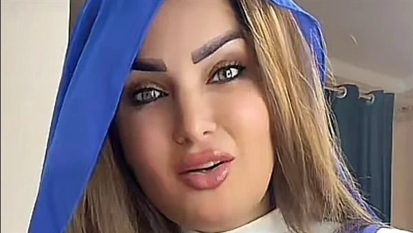 سما المصري تثير الجدل بخلع الحجاب في بث مباشر على التيك توك