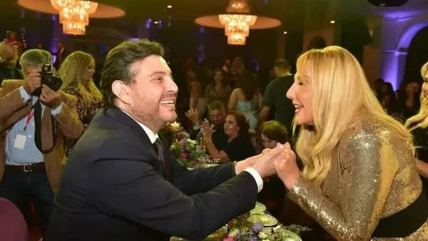 نادية الجندي عن هاني شاكر: "إنسان ملاك جاله القلب بسبب محاربته للفن الهابط"