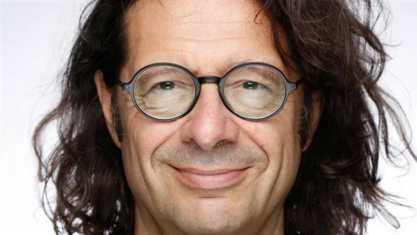 أول تعليق من فينشينزو بونيو بعد حصوله على جائزة Gamechanger من مركز السينما العربية