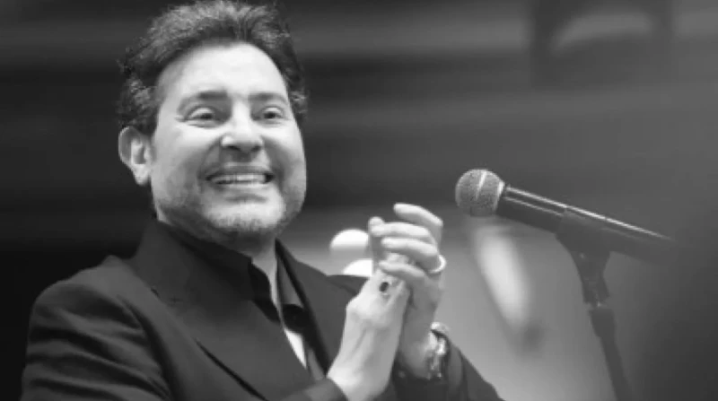 وداعًا أمير الغناء. وفاة الفنان هاني شاكر عن 73 عامًا