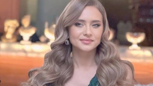 نيللي كريم تعتذر عن عدم المشاركة في الجزء الثاني من غبي منه فيه