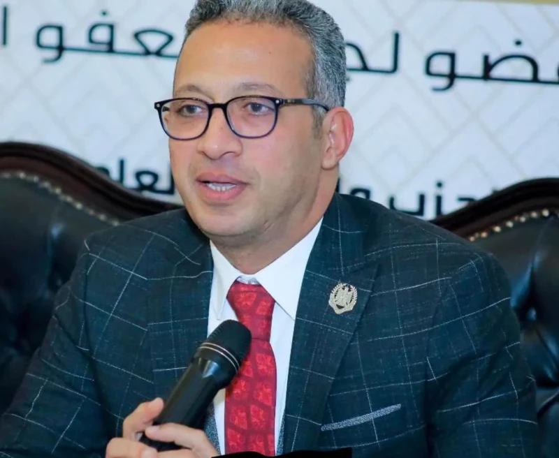 طارق العوضي يطالب بالإفراج عن سيد مشاغب. ويؤكد: “هيبة الدولة لا تُصان بالإفراط في الردع”